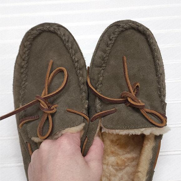 L.L. Bean Men\'s Wicked Good Moccasins Slippers Size 7 Green main image 6